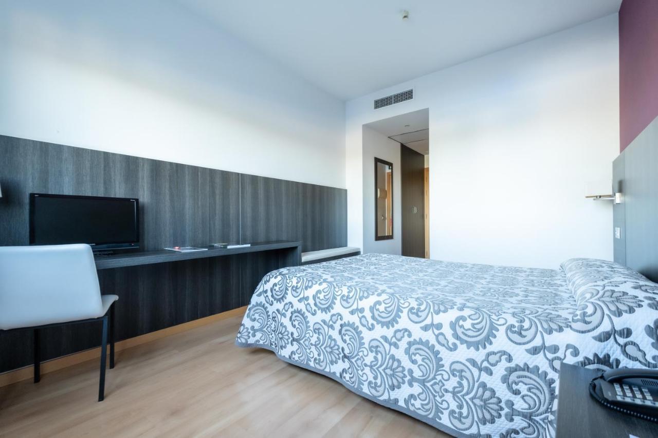 Hotel Abades Via Norte Miranda de Ebro Esterno foto